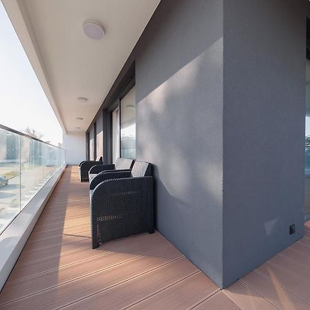 Dreamhouse Apartamenty Darlowko Nautic Park Luaran gambar
